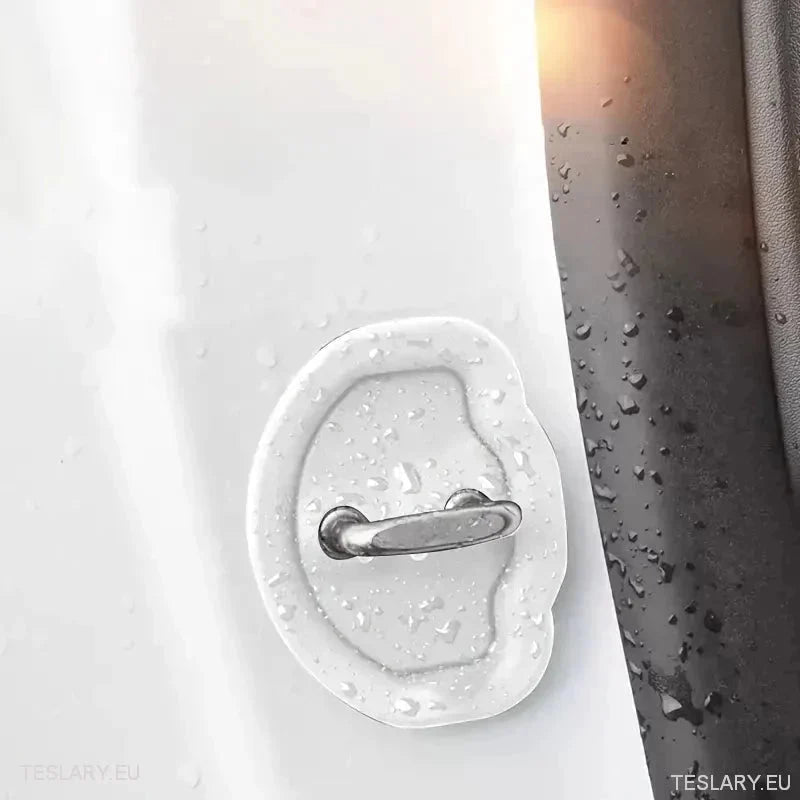 Accessoires Essentiels Tesla pour Améliorer Votre Véhicule