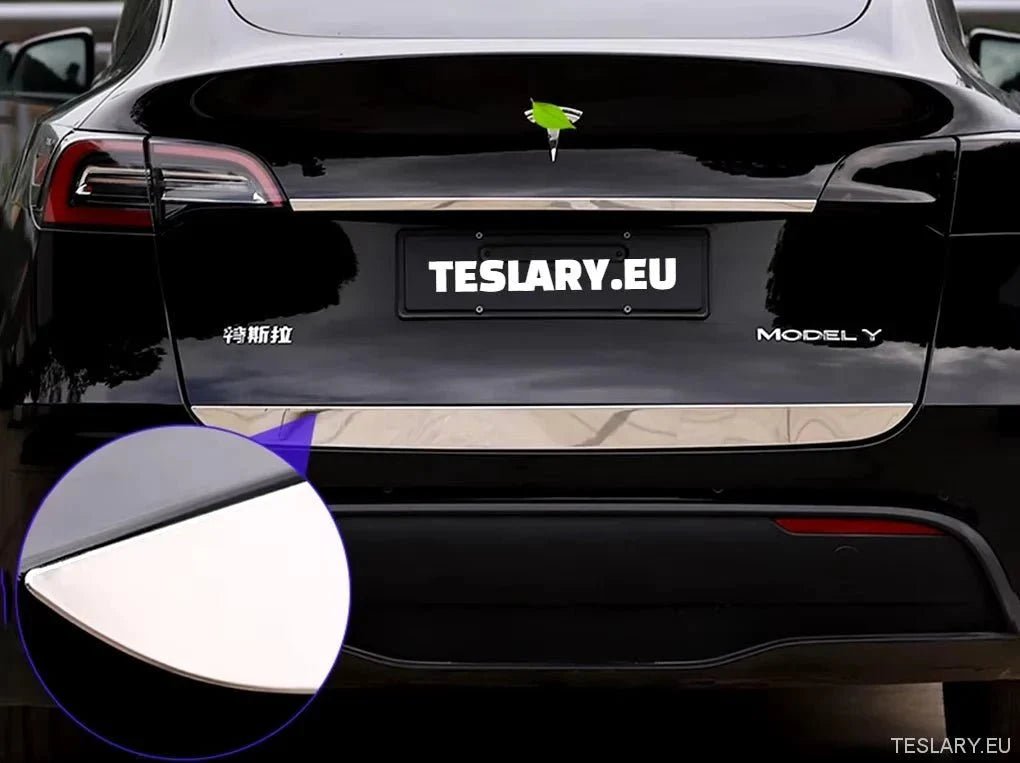 Tesla Zubehör: Chromstreifen für Model Y Kofferraum entdecken