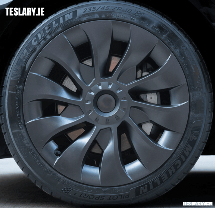 Waarom Tesla Accessoires Essentieel zijn voor Jouw Auto