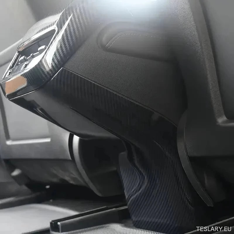 Tesla 3/Y Rear Kick Panel for Centre Console - TESLARY Tesla Shop Accessories Europe Nederlands Ireland Deutschland Espana Alicante France Italia