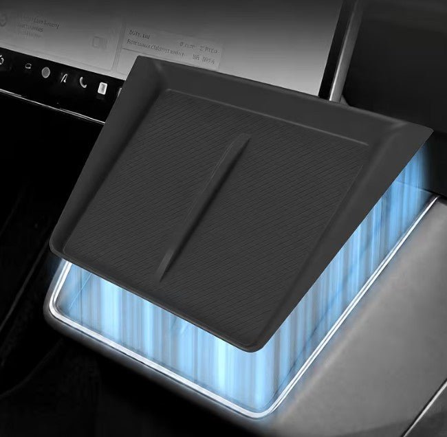 Wireless Phone Charging Anti Slip Protective Pad Protector for Tesla Model Y Juniper Standard RWD - TESLARY Tesla Shop Accessories Europe Nederlands Dublin Cork Ireland Deutschland Espana Alicante France Italia